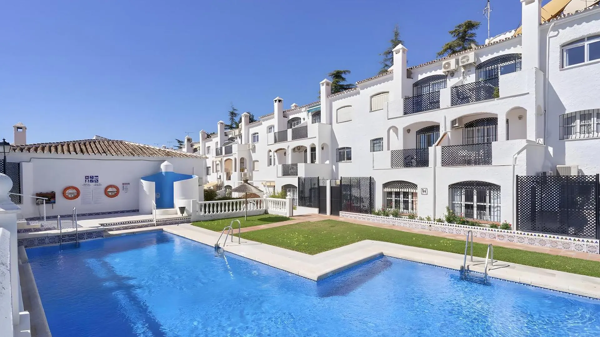 Casa Lena Town House With Pool Villa Nerja