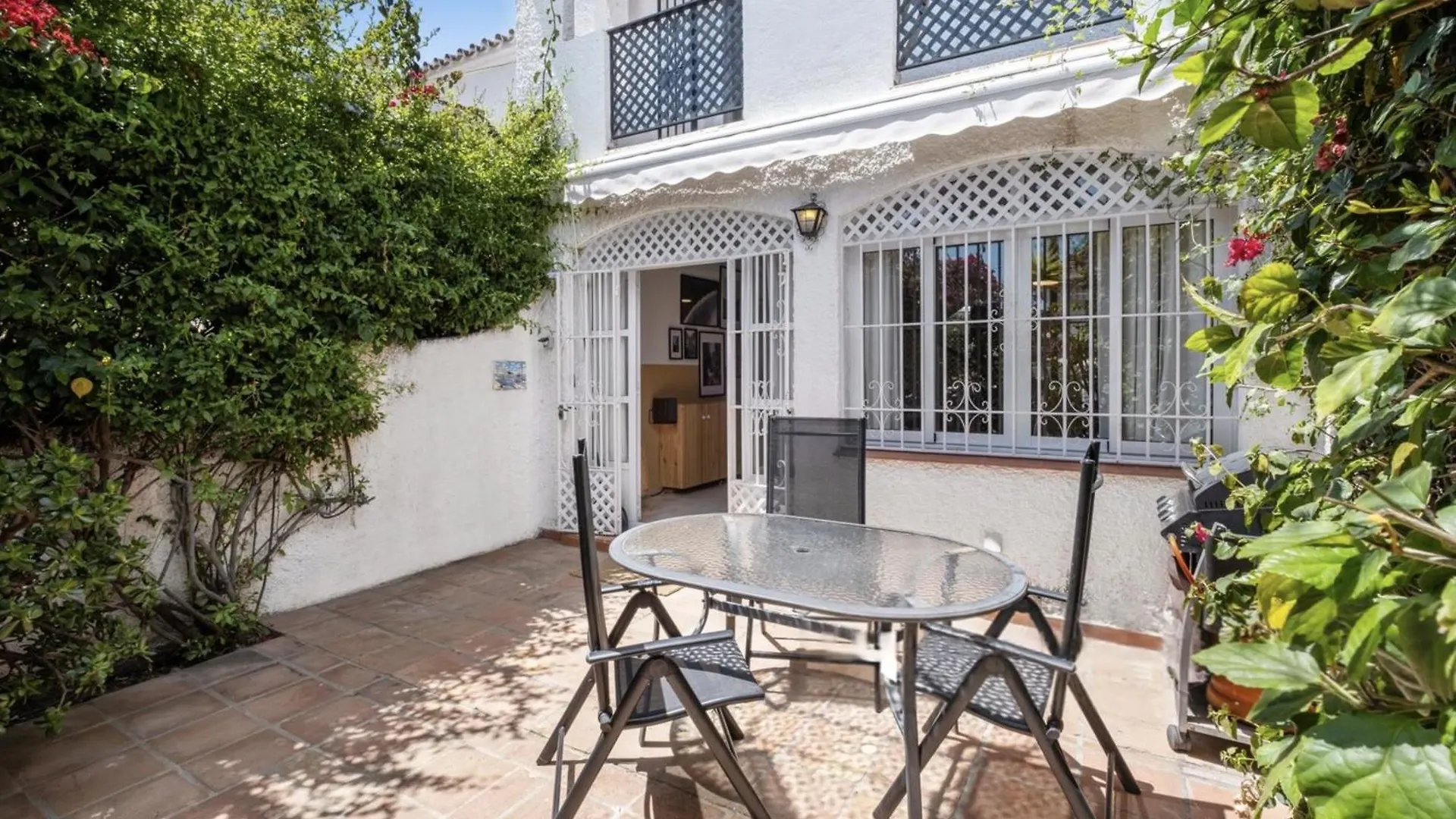 Casa Lena Town House With Pool Villa Nerja Vakantiehuis