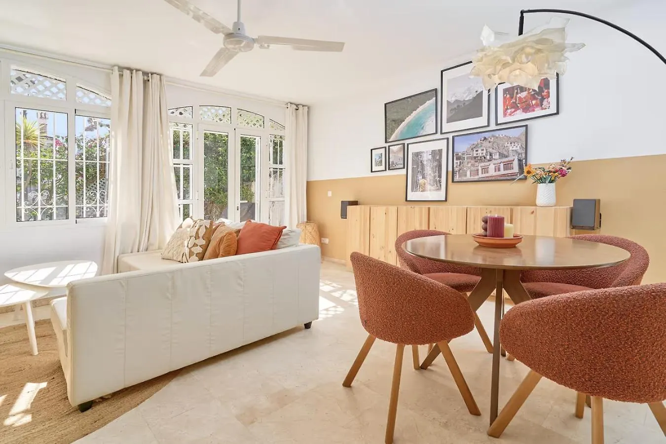 Vakantiehuis Casa Lena Town House With Pool Villa Nerja